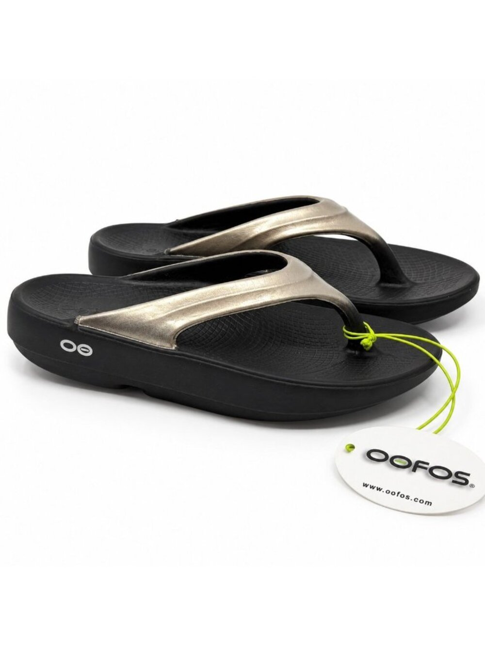 OOFOS OOlala Luxe Supportive Latte Iridescent Recovery Sandals Mens 4 Womens 6